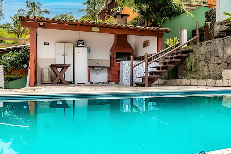 Casa Perequê | Churrasco e piscina a 300m da praia