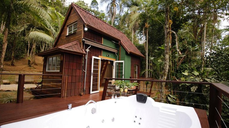 Tiny House Ubatuba | Uma jacuzzi em meio à Mata Atlântica